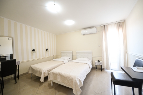 Hotel Dash Star (Novi Sad)